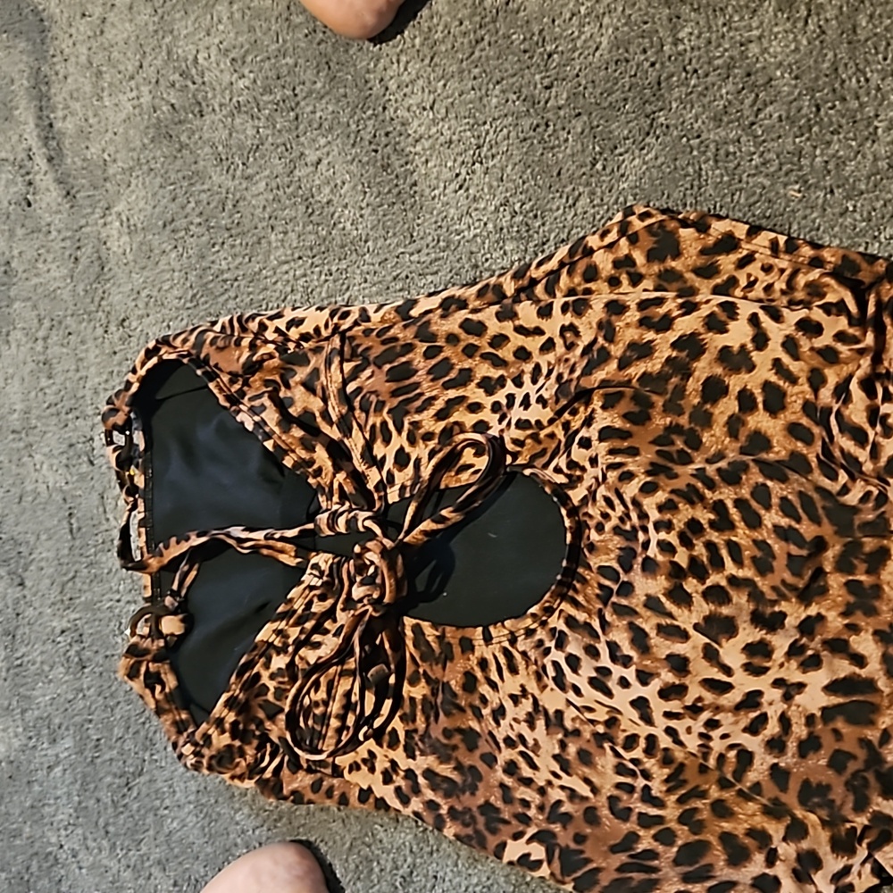 Swim suit - Picture 3 of 3